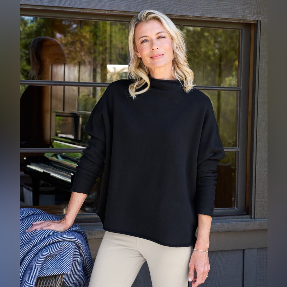 Frank & Eileen Effie long-sleeve funnel neck capelet size M